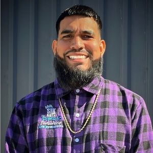 Meet your Posher, Jovany